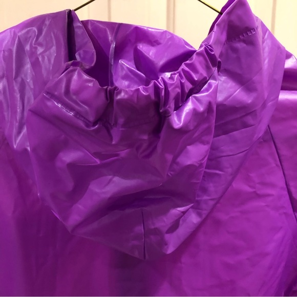 Disney Princess Purple Pink snap button hooded raincoat size 2-4T - Picture 4 of 8
